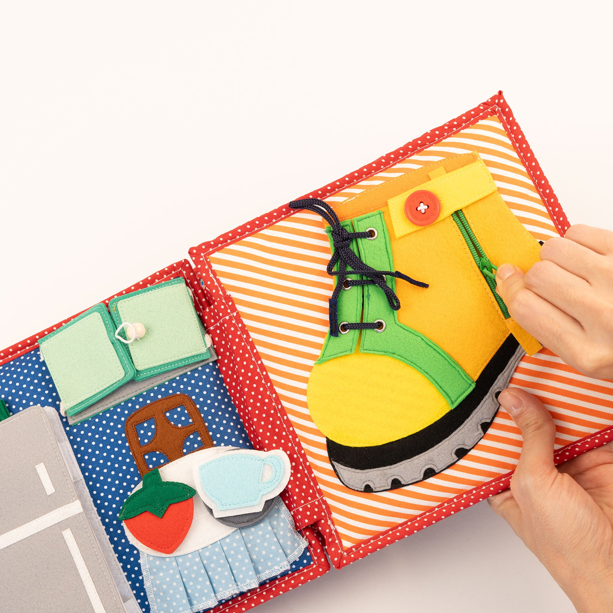Salut toi! - 6 pages Quiet Book