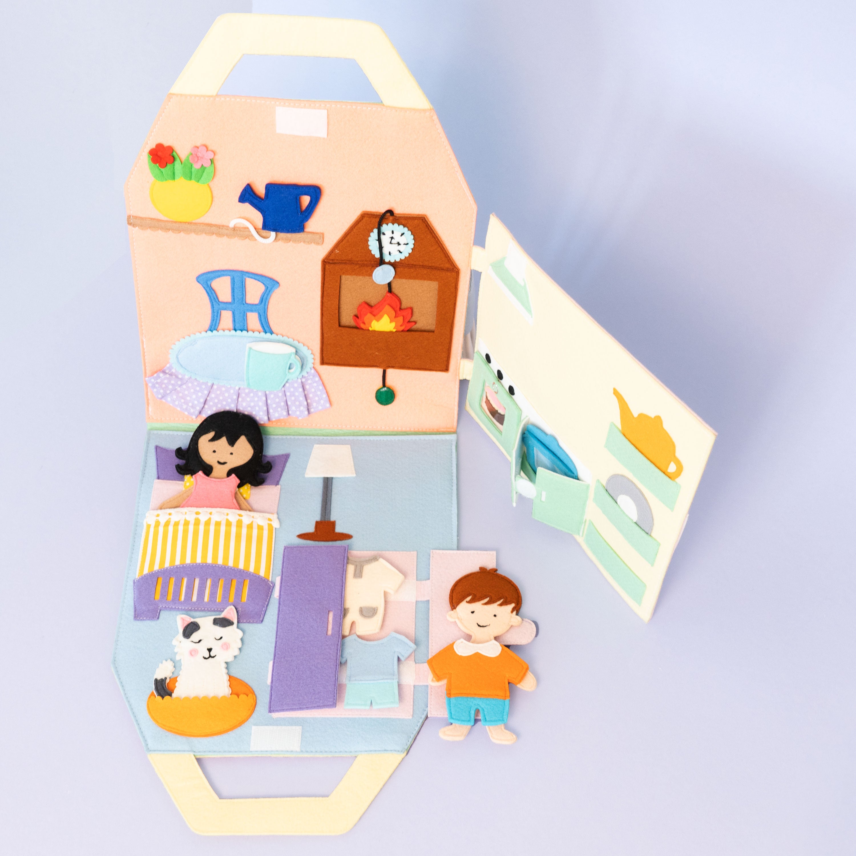 Travel Buddy Doll House