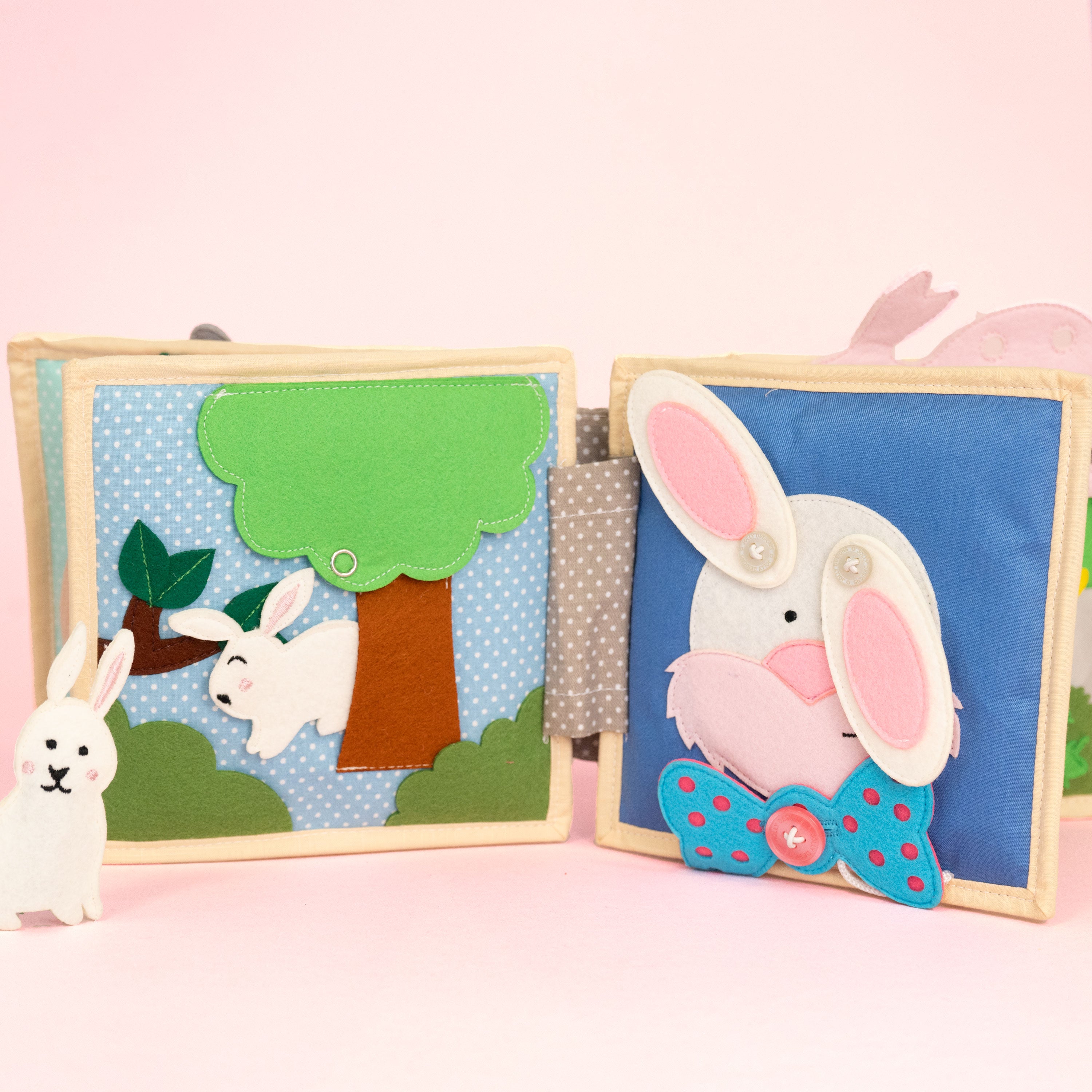 Funny Bunny - 6 pages Mini Quiet Book